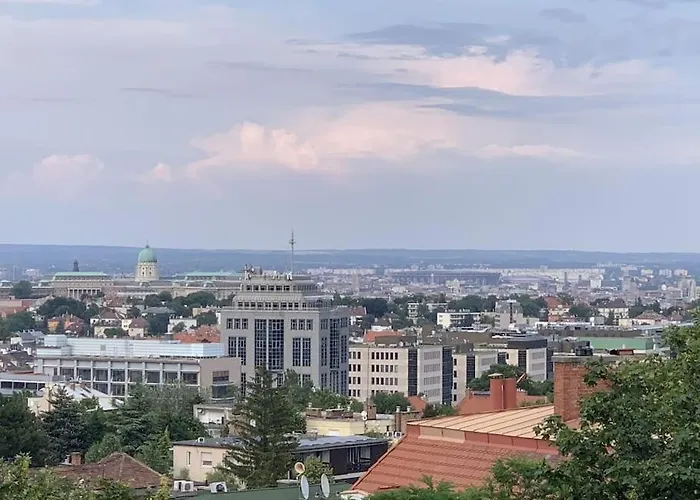 45m2 Buda Hillside With Panorama! Apartament